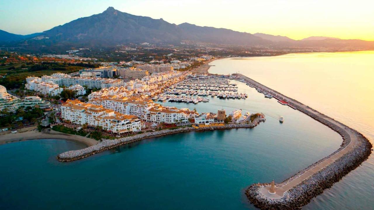 Cozy 2-Bed 2-Bathroom Apartment In Marbella Town Centre エクステリア 写真