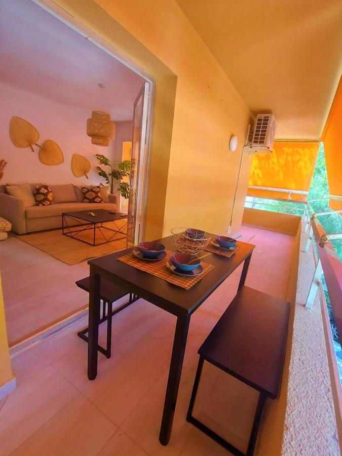 Cozy 2-Bed 2-Bathroom Apartment In Marbella Town Centre エクステリア 写真