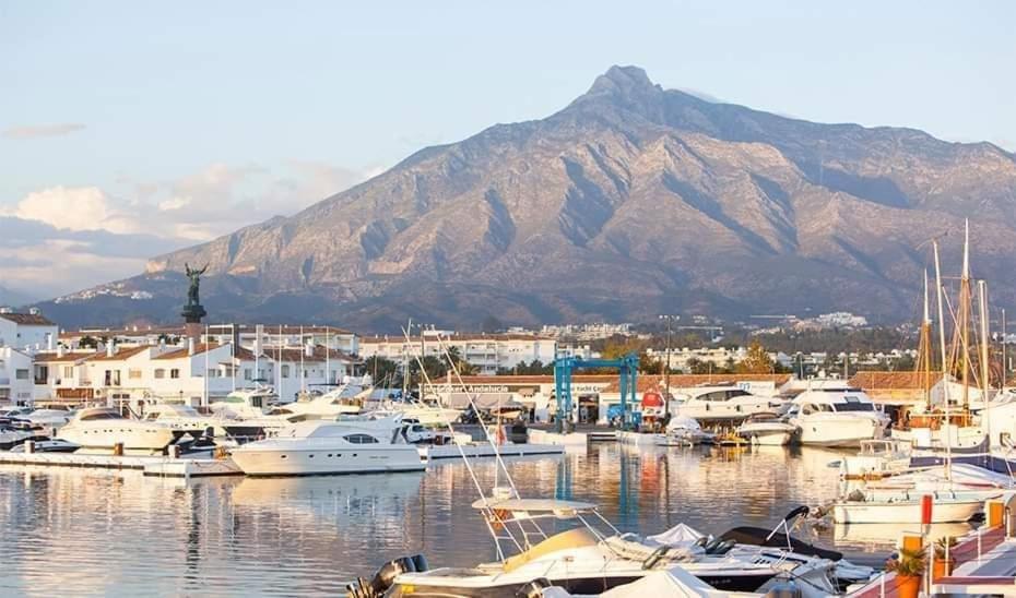 Cozy 2-Bed 2-Bathroom Apartment In Marbella Town Centre エクステリア 写真